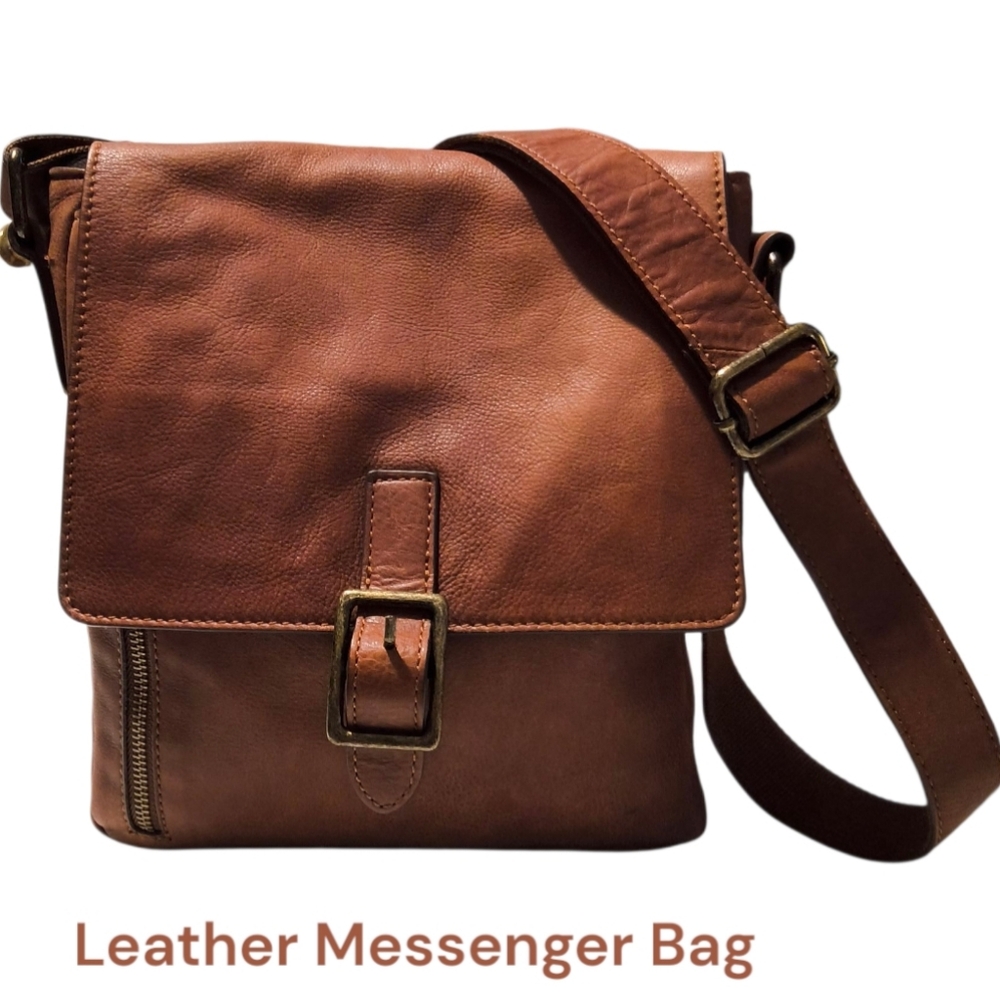 Source Unknown Tan Leather Crossbody Bag